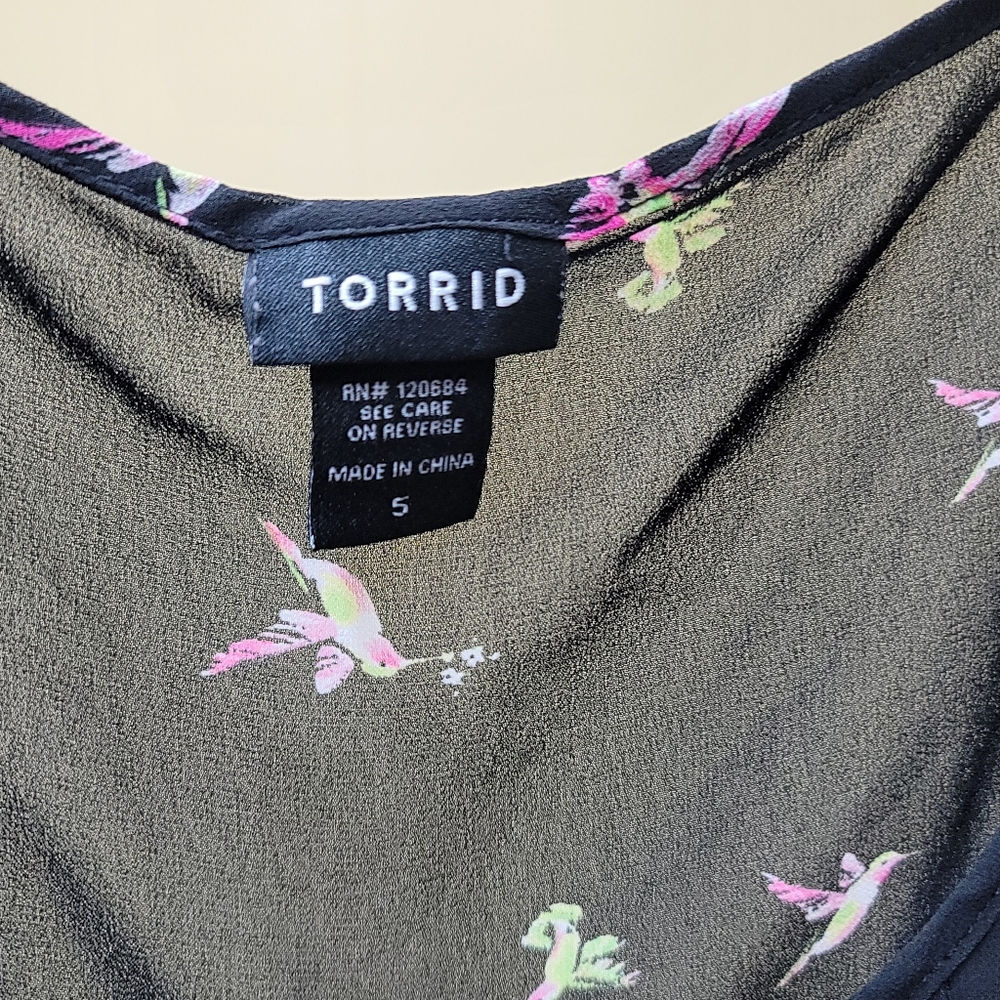 Torrid Black Hummingbird Print Tank Top Blouse Plus Size 5 - Picture 5 of 7